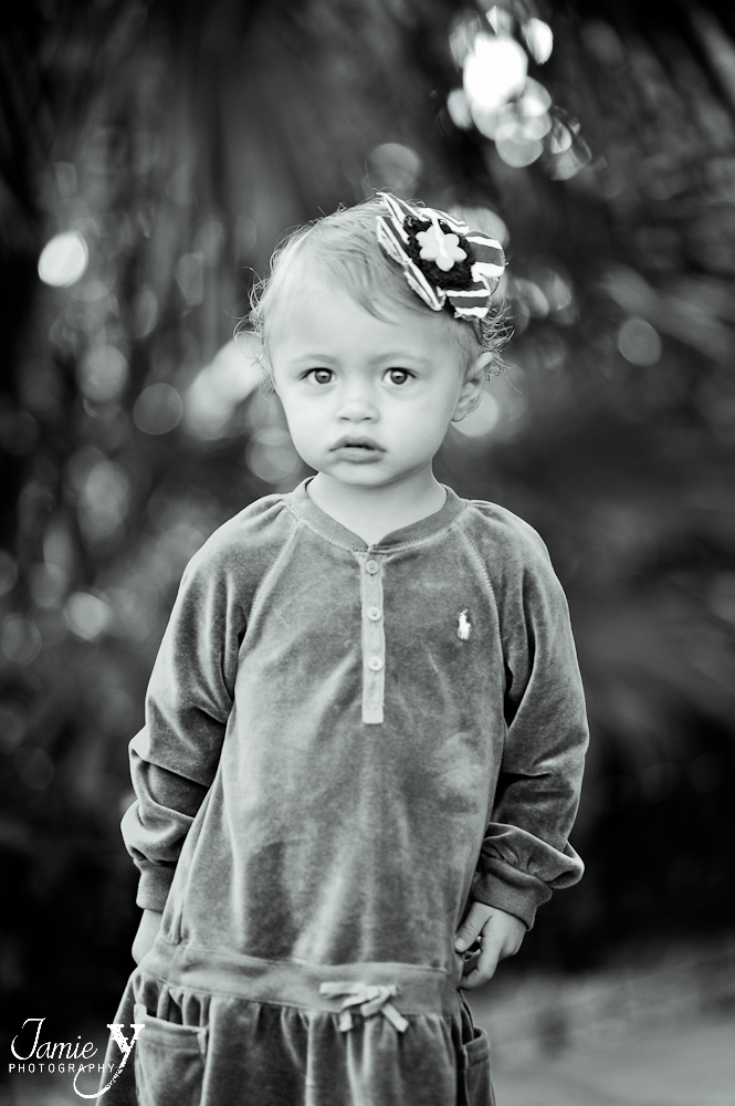vegas-children-4- Scarlett is 2|Fun Outdoor Lifestyle Session|Las Vegas Childrens Photography