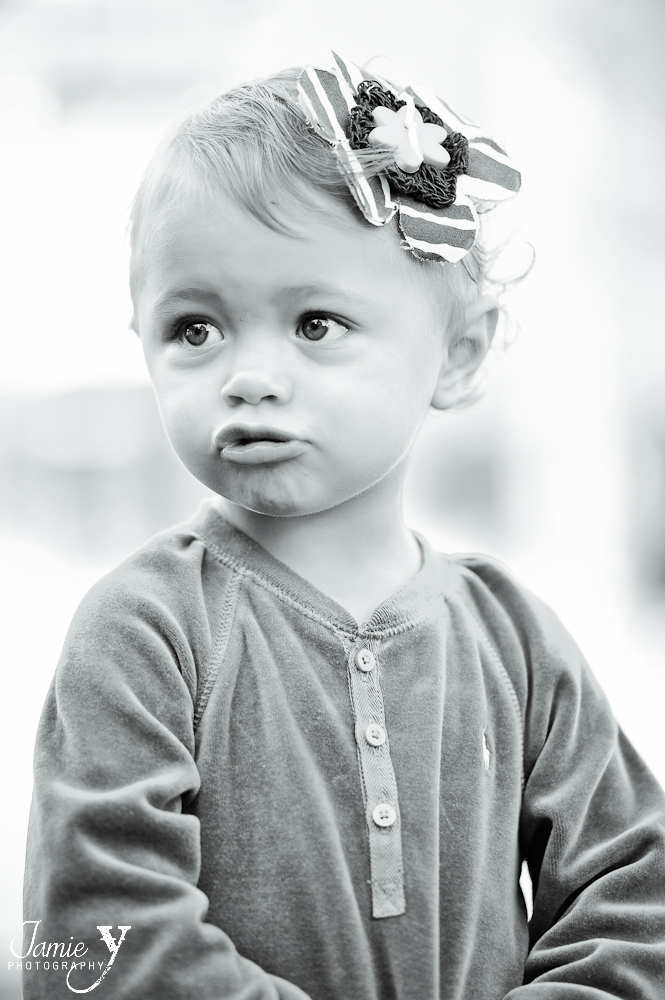 vegas-children-9- Scarlett is 2|Fun Outdoor Lifestyle Session|Las Vegas Childrens Photography